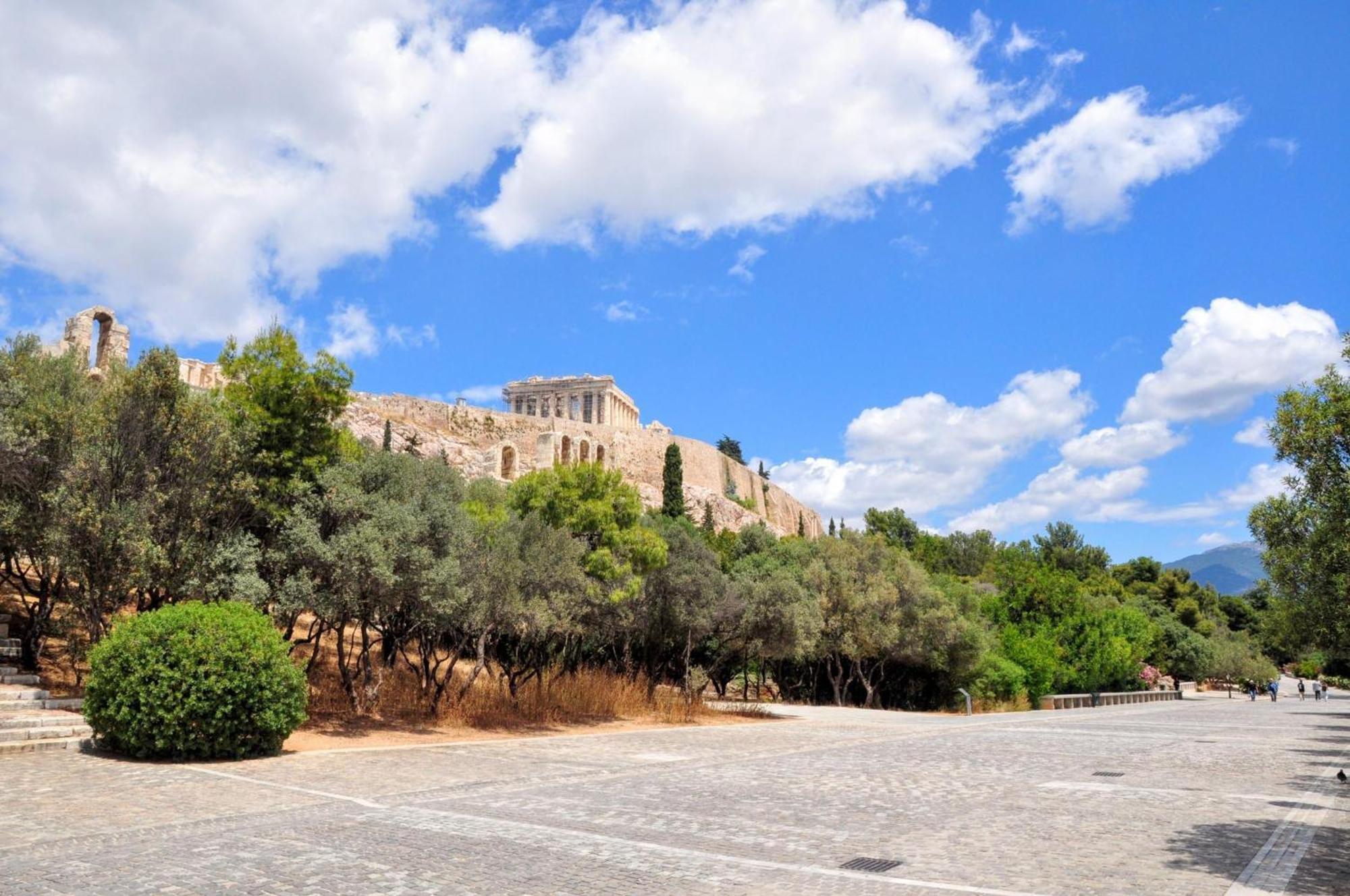 Elegant Apartment Under The Acropolis เอเธนส์ ภายนอก รูปภาพ