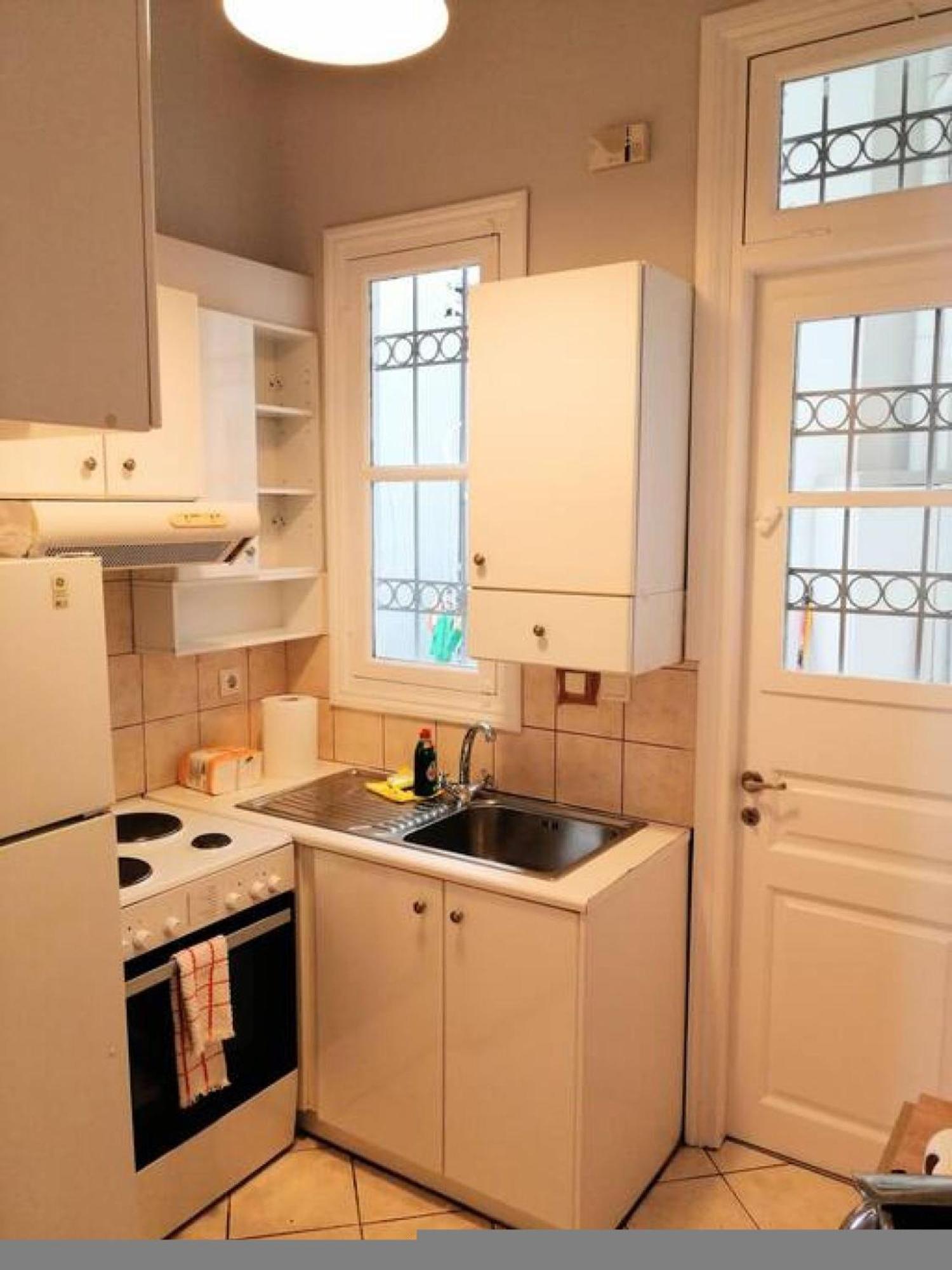 Elegant Apartment Under The Acropolis เอเธนส์ ภายนอก รูปภาพ